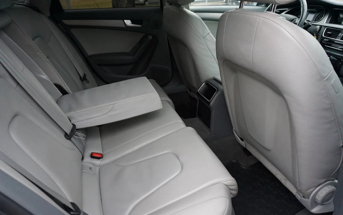 Audi A4 cena 42900 przebieg: 302000, rok produkcji 2014 z Resko małe 277
